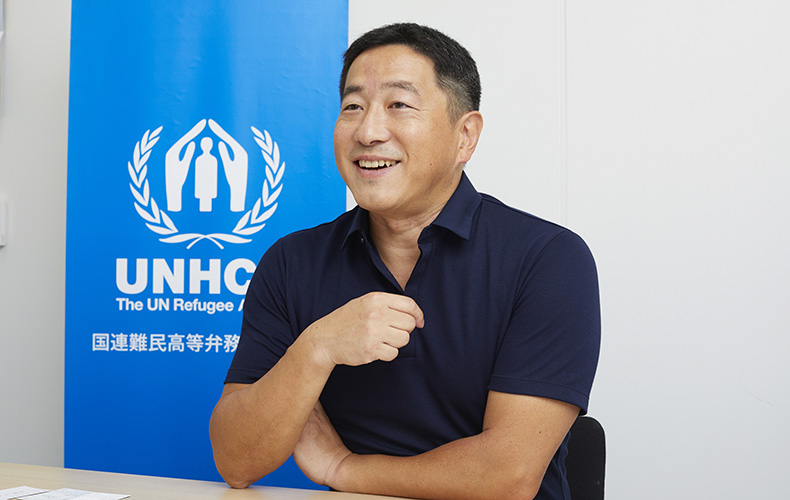 日本に スペシャルピース UNHCR（難民高等弁務官事務所）ベスト