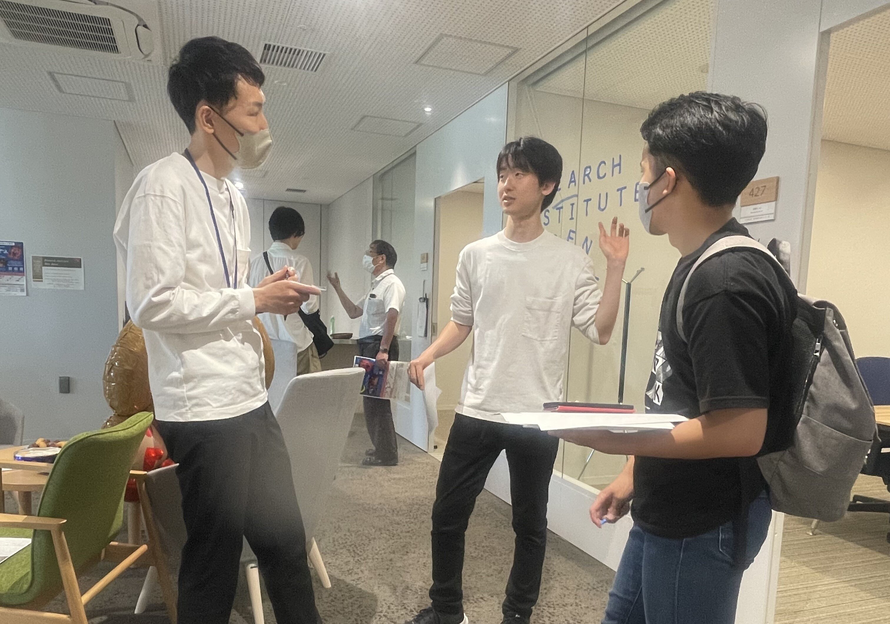 2306201200-main.JPG